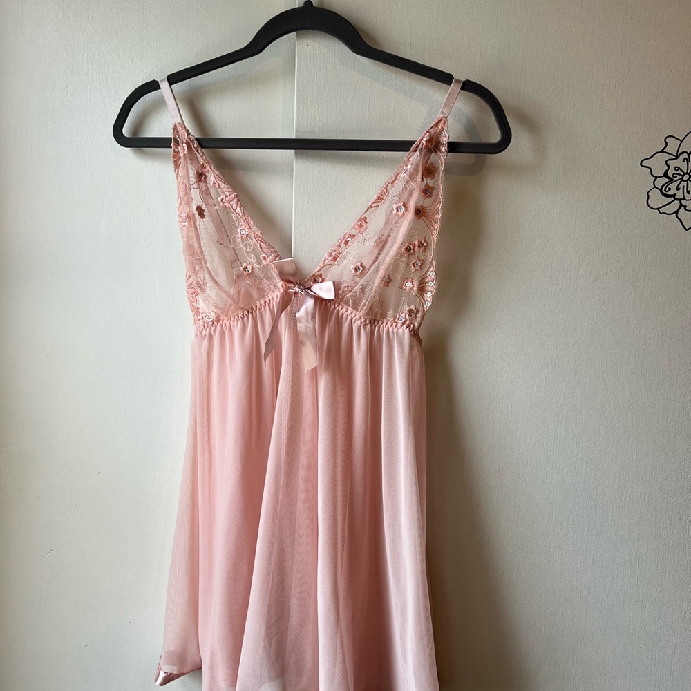 Peachy lingerie Size XL pretty Flowey
